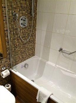 The Bull Inn Lodges Тентерден Экстерьер фото