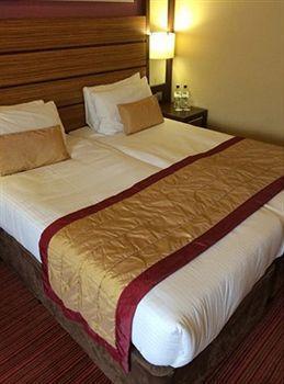 The Bull Inn Lodges Тентерден Экстерьер фото